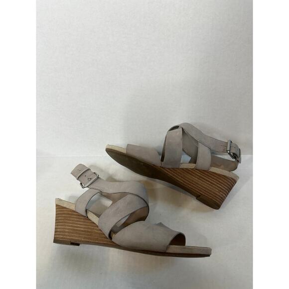 Franco Sarto Size 9 Gray Silver Leather Wedge Dania Strap Sandals Beach Vacation - Picture 13 of 14